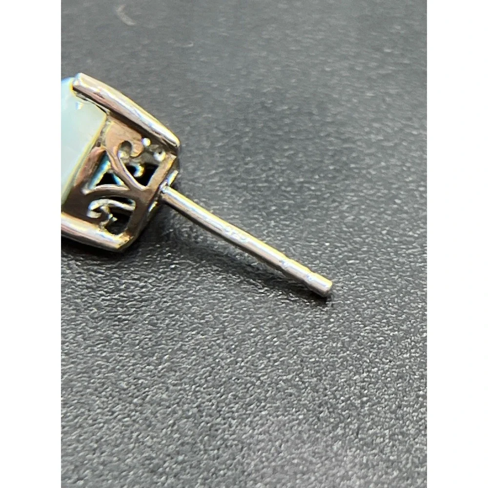 Sterling Silver Ocean Blue Larimar Rounded Triangular Prong‎ Stud Earrings